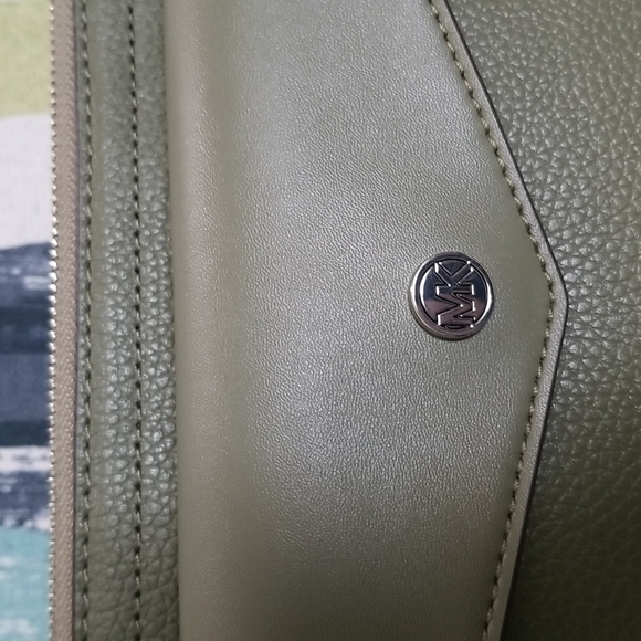 Michael Kors Maisie In Army Green Multi - Picture 2 of 12